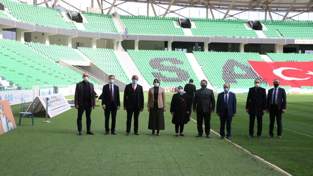 Türkiye'de Bir İlk Olacak  Sakarya Spor Lisesi öğrencileri, Yeni Sakarya Atatürk Stadyumu'nda eğitim görecek.