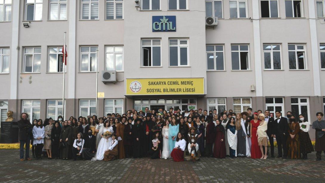 Cemil Meriç Sosyal Bilimler Lisesinde Roman Kahramanları Festivali